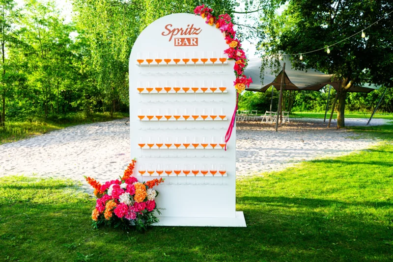 Champagner Wall white/ Escort Wall – Bild 3